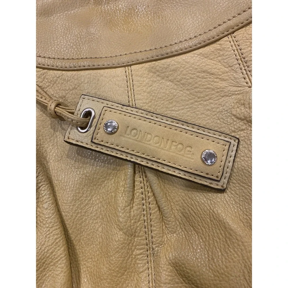 London Fog Women's Shoulder Bag Beije Honey Color